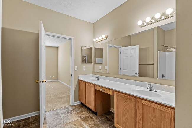 Building Photo - 1241 Elm Grove Ln