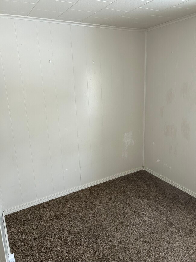 Building Photo - 1146 Lancaster Pike