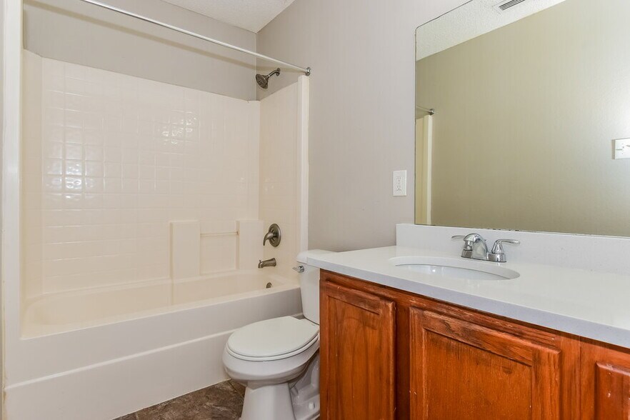 Building Photo - 3808 Kenzie Ct