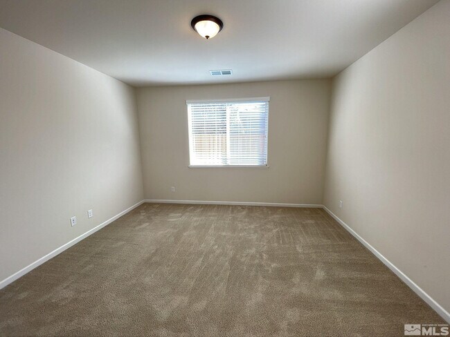 Building Photo - 7023 Cinder Village Dr