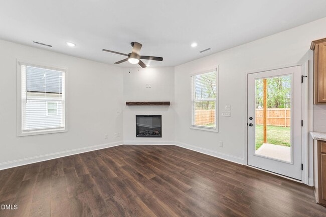 Building Photo - 360 Maidenhair Pl