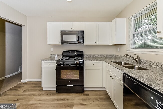 Building Photo - 2239 Cherokee Valley Cir