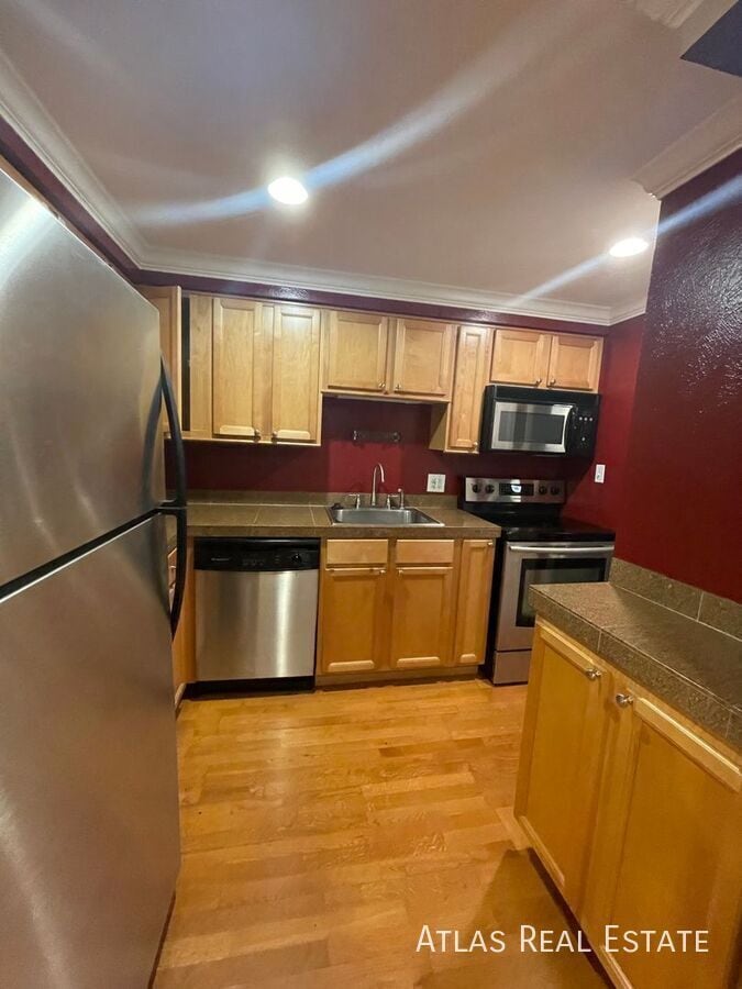 Building Photo - 36 Emerson St