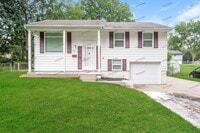 Building Photo - 903 N Yuma Ave