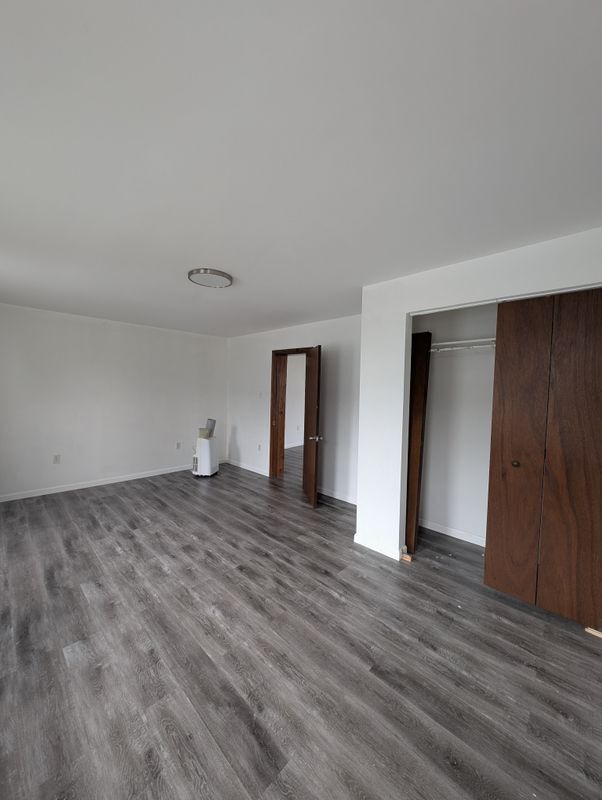 Building Photo - 191 S Meade St