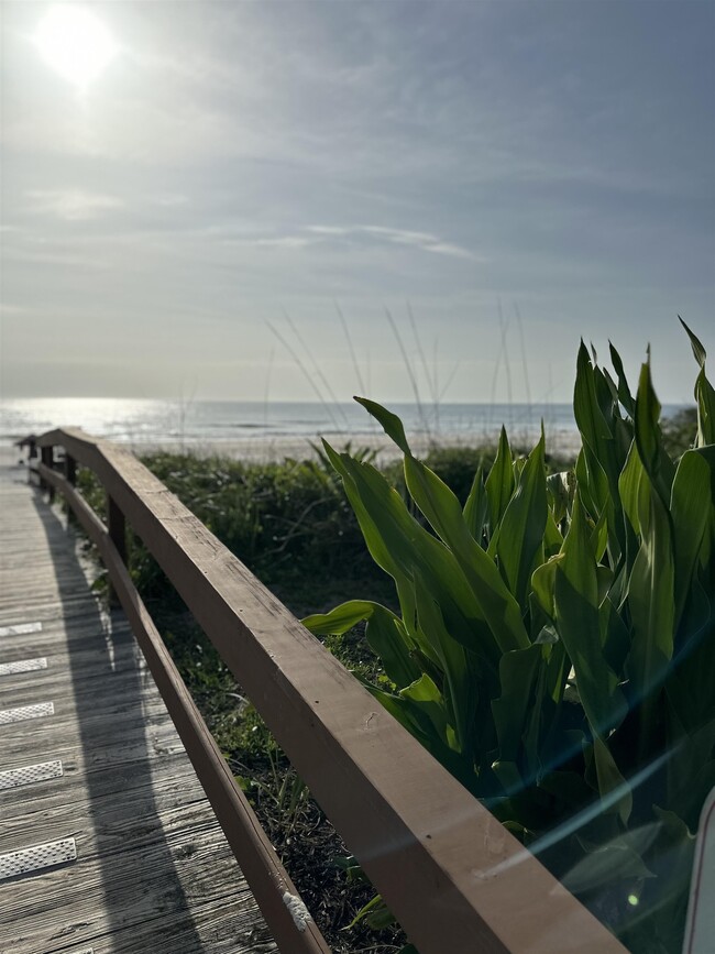 Building Photo - 8130 A1A S