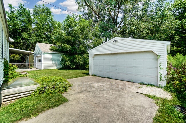 Building Photo - 818 Brookley Blvd