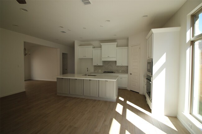 Building Photo - 16750 Yaklin Meadow Ct