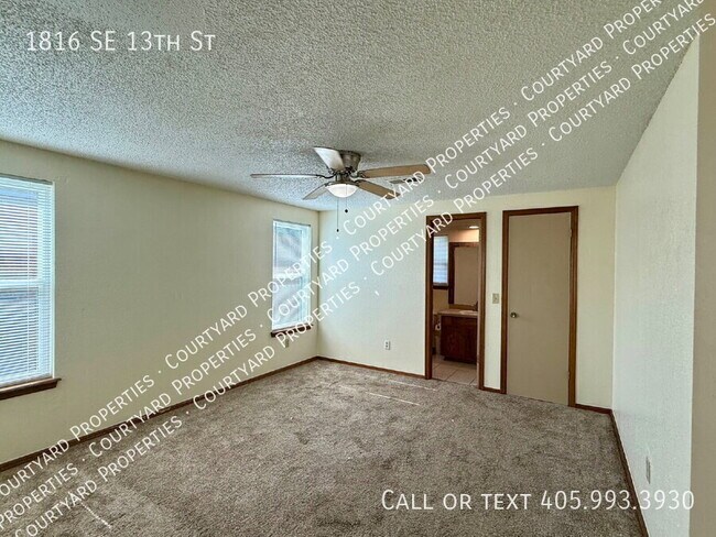 Building Photo - 1816 SE 13th St