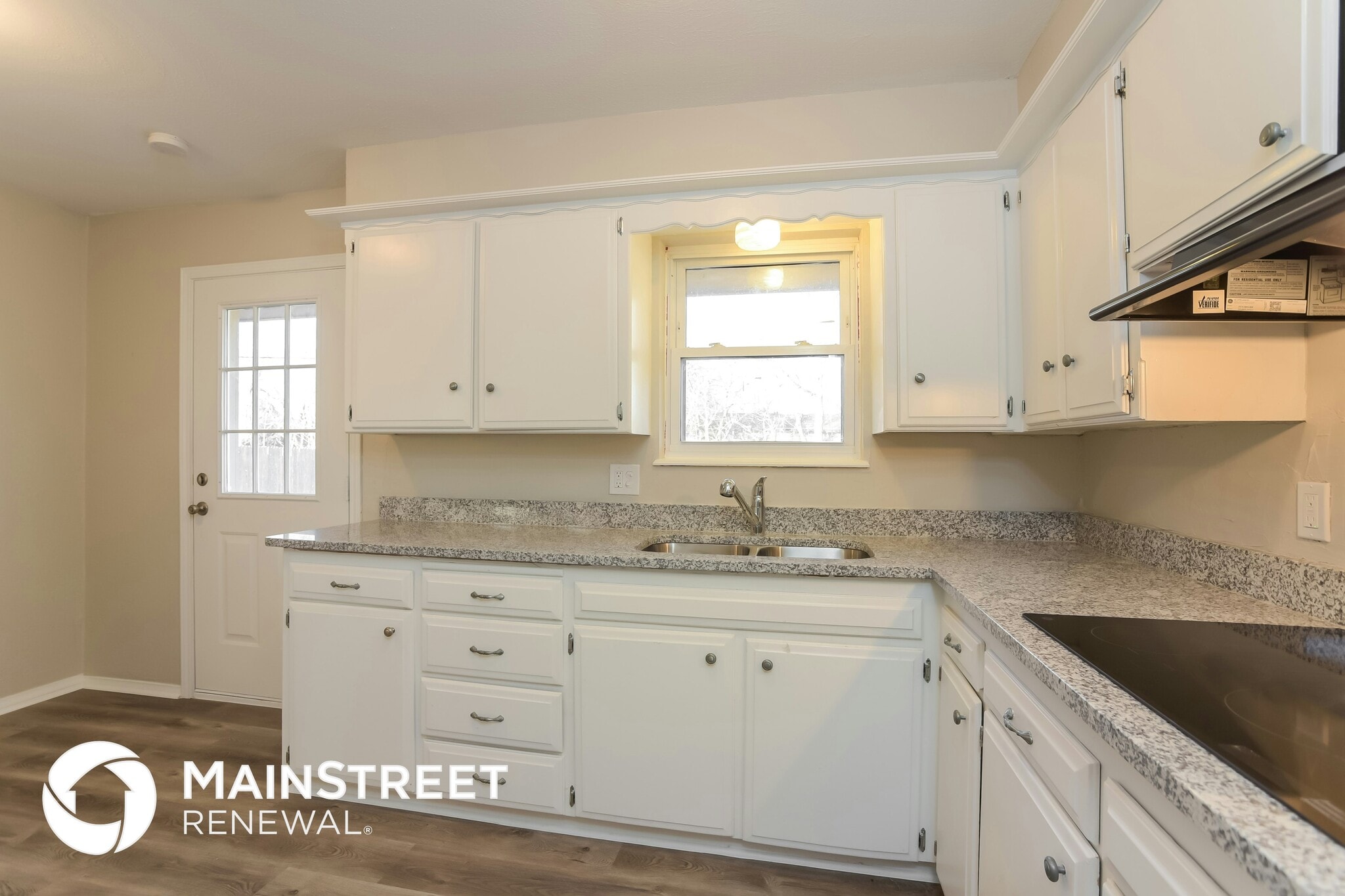 Building Photo - 309 S Dallas Ave