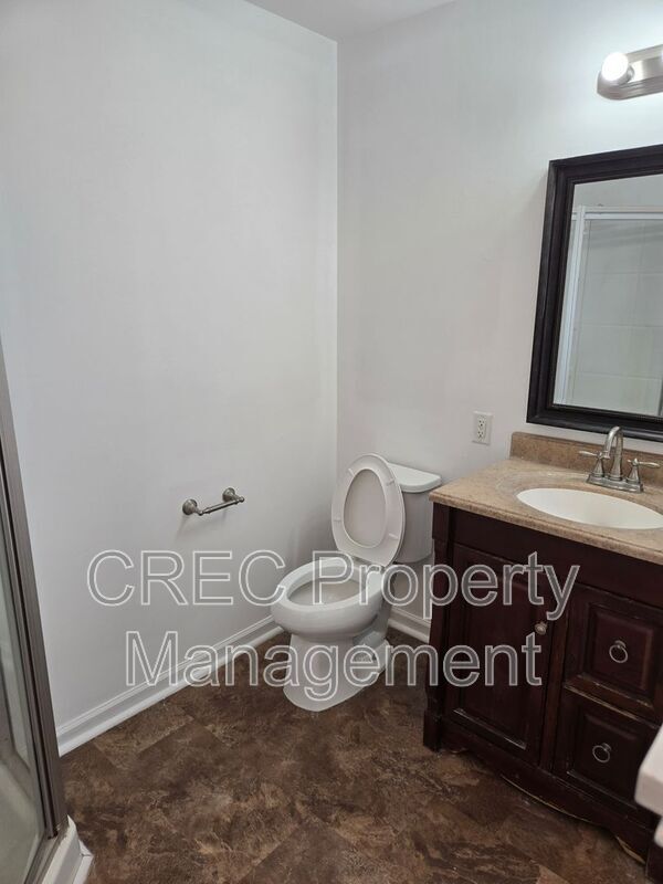 Building Photo - 3019 Woodington Pl