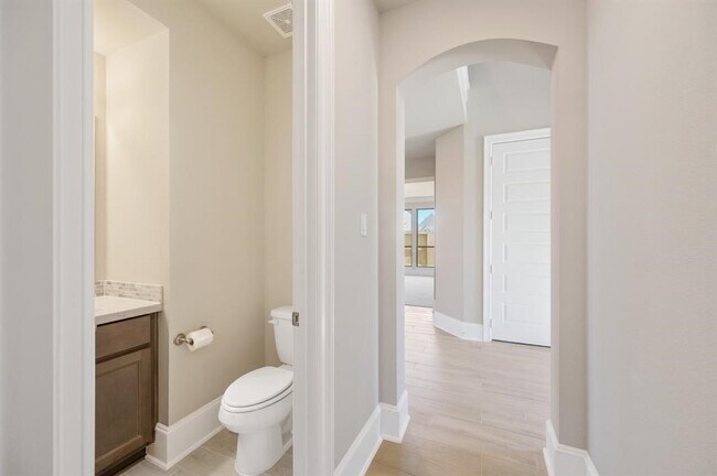 Building Photo - 2118 Germander Ln