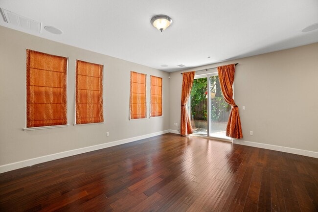 Building Photo - 3550 Druffel Pl