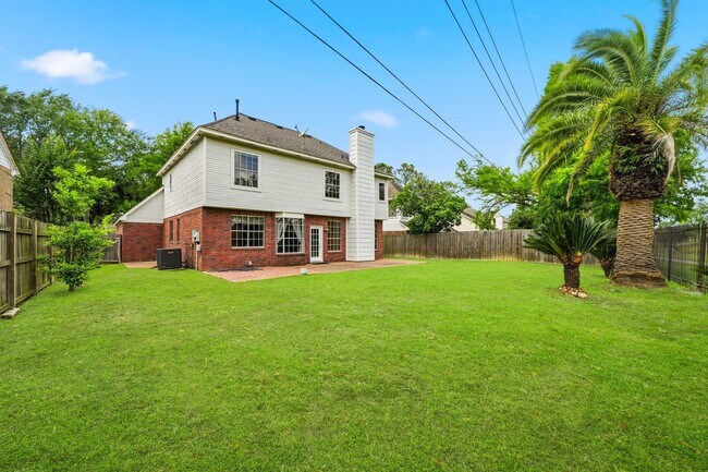Building Photo - 4323 Ringrose Dr