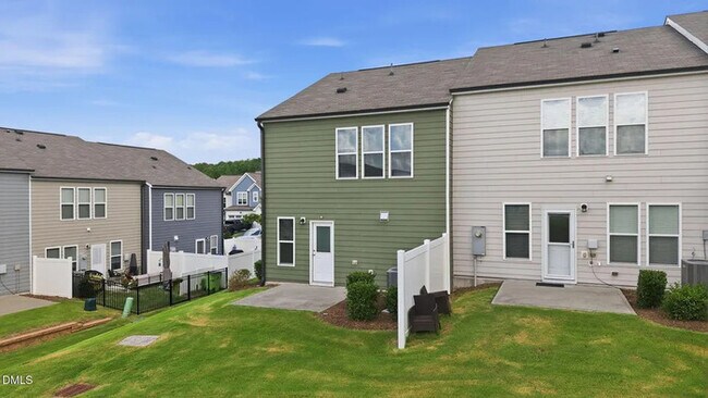 Building Photo - Lease OR Lease to Own