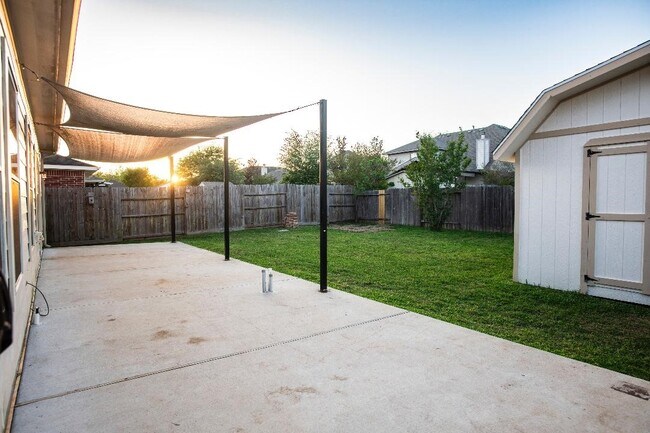 Building Photo - 30615 S Sulphur Creek Dr