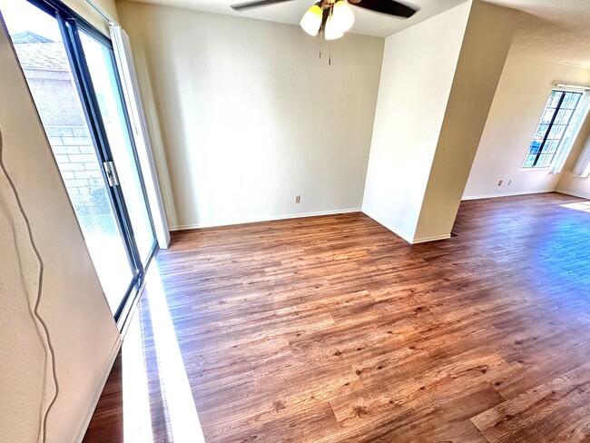 Building Photo - 4280 Green Ave