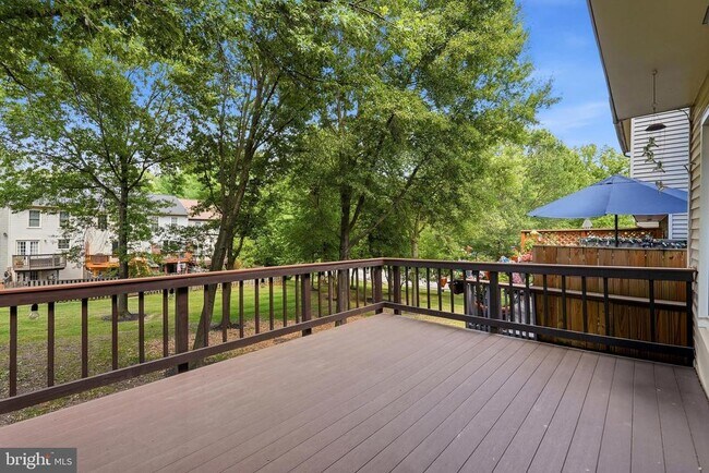 Building Photo - 7691 Northern Oaks Ct