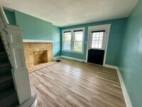 Building Photo - 929 Clarissa St