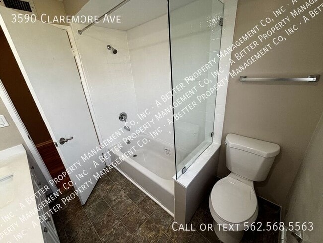 Building Photo - 3590 Claremore Ave