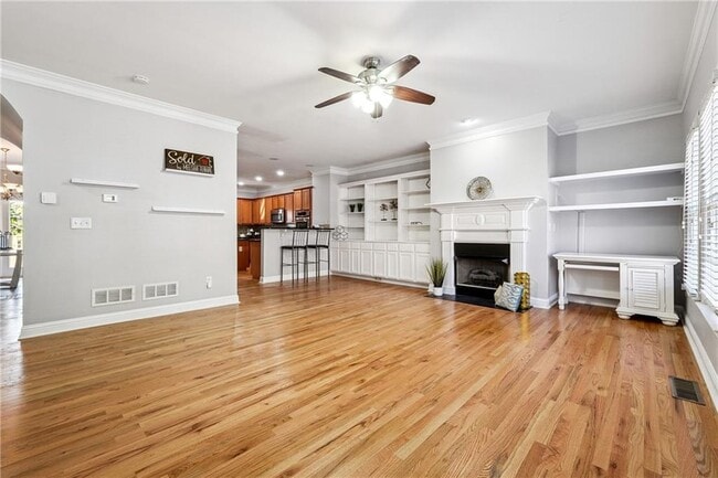 Building Photo - 10090 Jones Bridge Rd