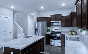Building Photo - Bremerton Townhouse in Illahee Springs for...