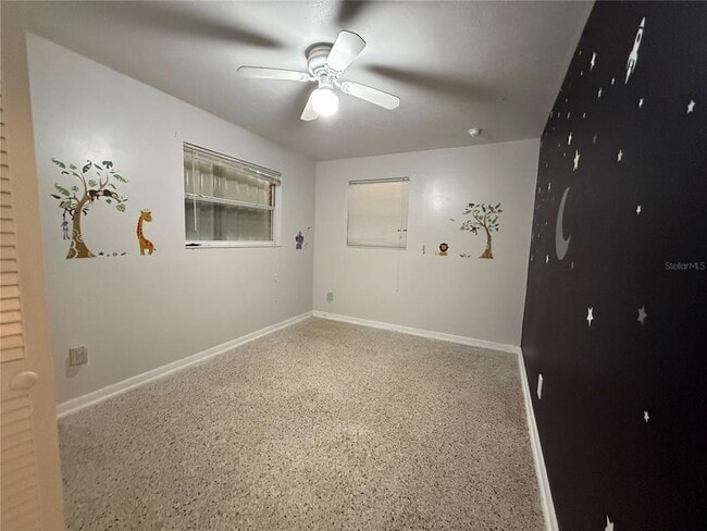 Building Photo - 845 Edgewood Rd