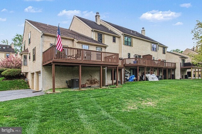 Building Photo - 3402 Keswick Way