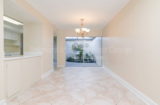 Building Photo - 602 Desoto Dr
