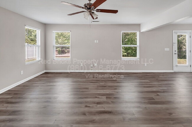 Building Photo - 2751 Bramble Ridge Ct