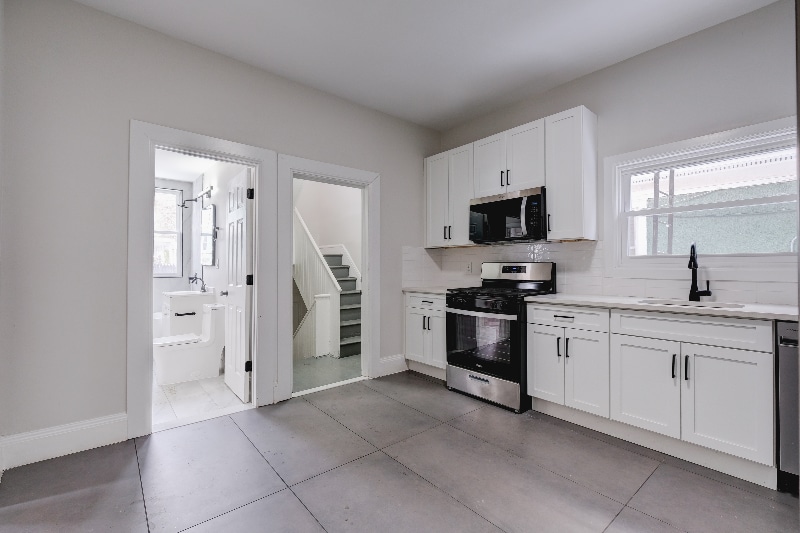 Building Photo - 5 Baldwin Ave