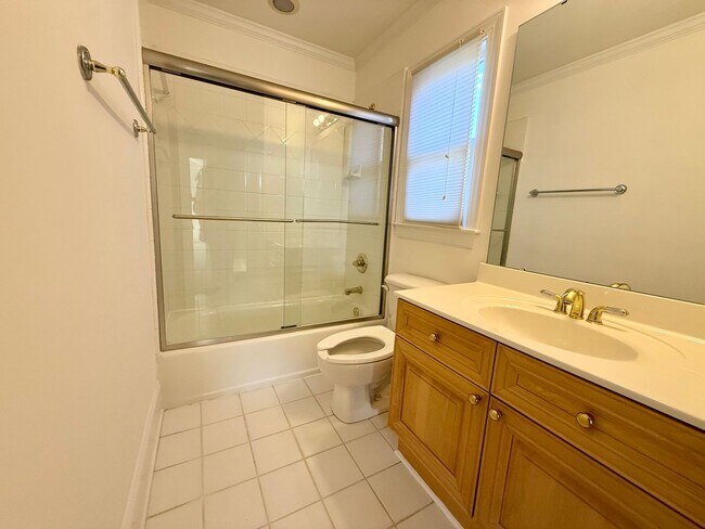 Building Photo - 19327 Beaufain St