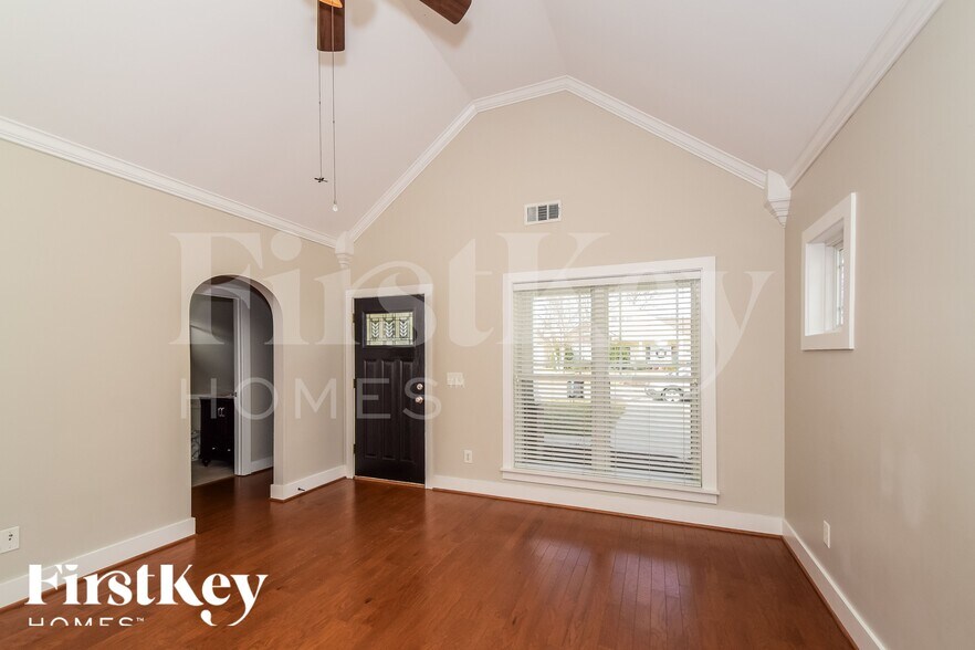 Building Photo - 283 Stonecreek Pl