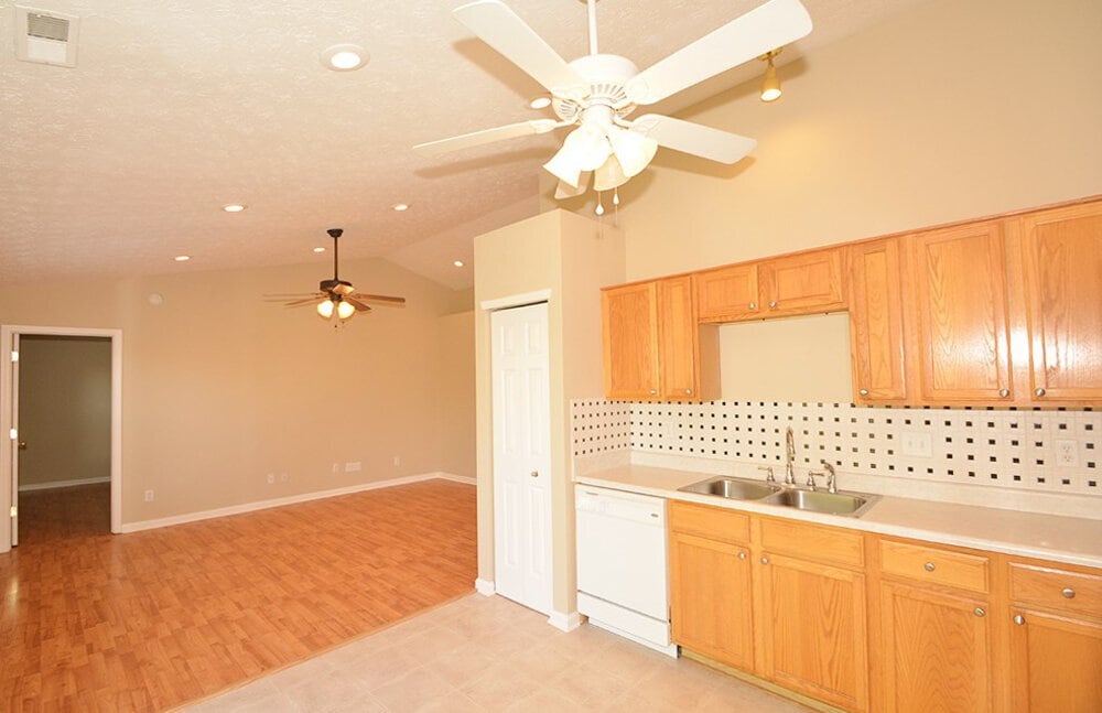 Building Photo - 5842 Kiah Ct