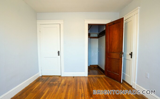 Building Photo - 81 Beechcroft St