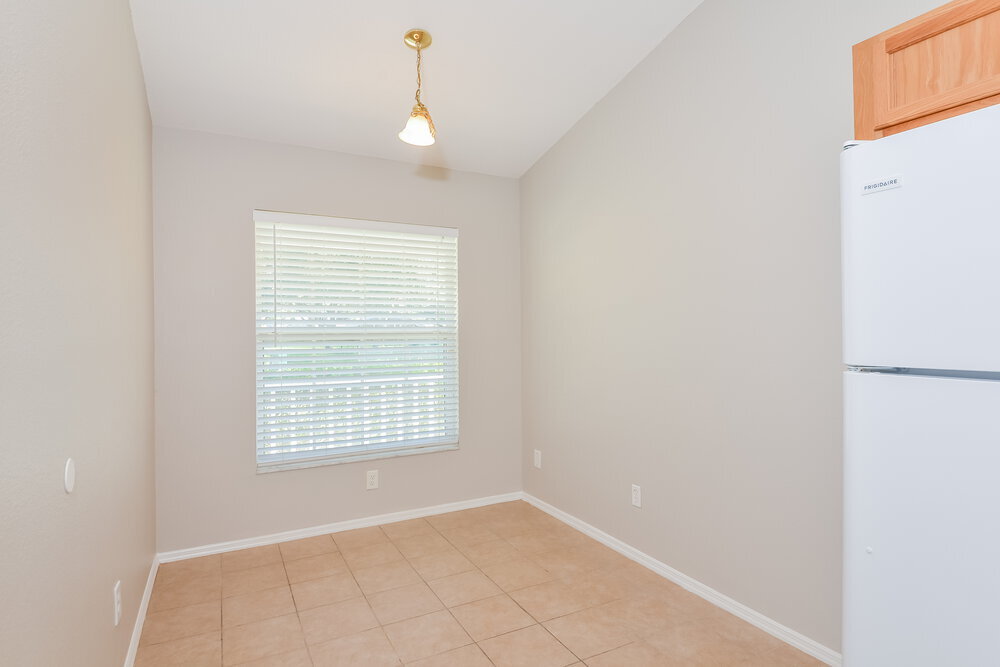 Building Photo - 4042 Banbury Cir