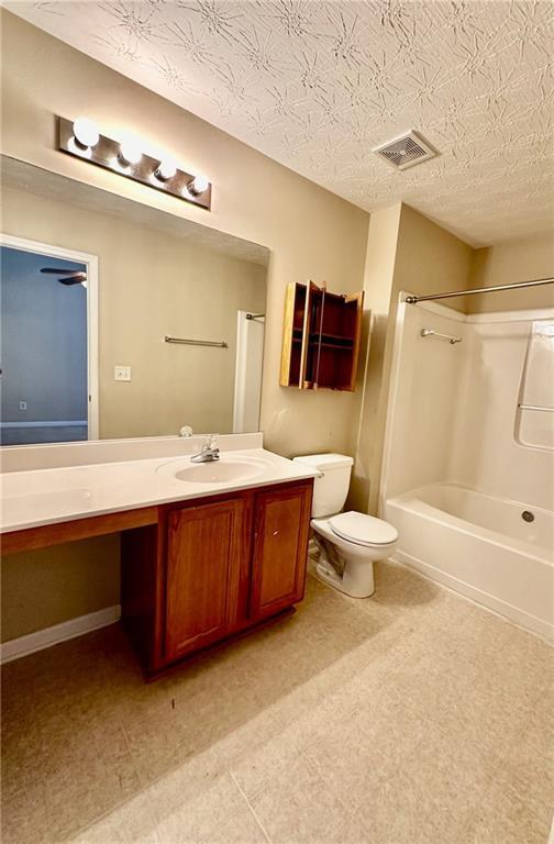 Building Photo - 658 Kenridge Dr