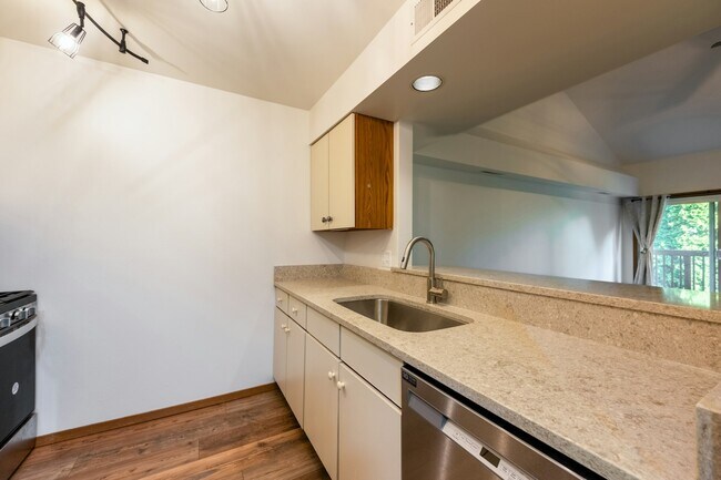Building Photo - 1039 South Sunny Vale Lane, Unit C