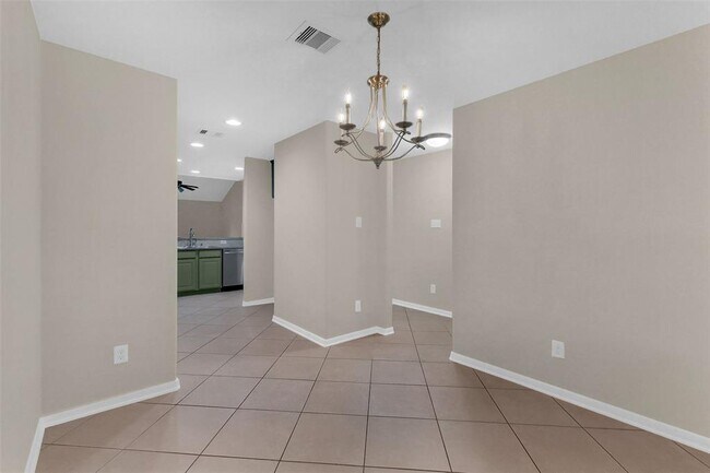 Building Photo - 10143 Rose Willow Ln