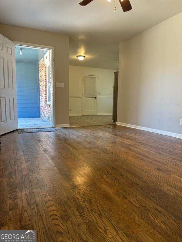 Building Photo - 6051 Park Dr