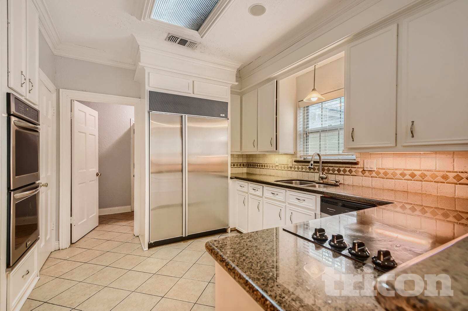 Building Photo - 8103 Oak Moss Dr