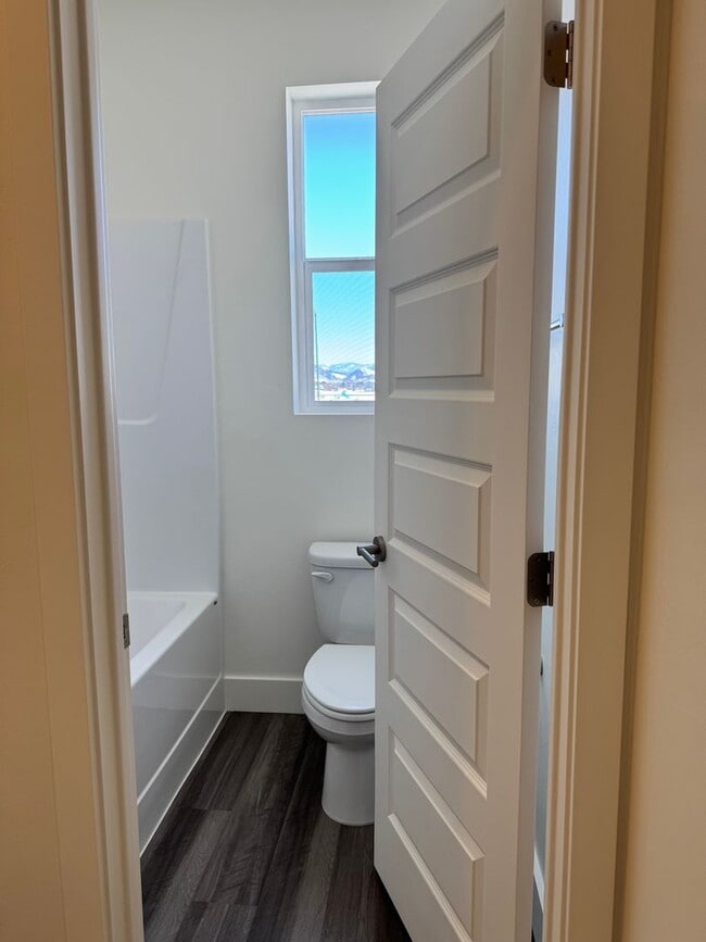 Building Photo - Brand New 4 Bedroom Home in Northwest Crossing