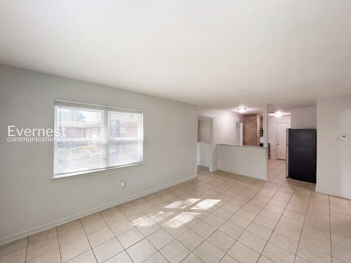 Building Photo - 1416 Moss Point Dr