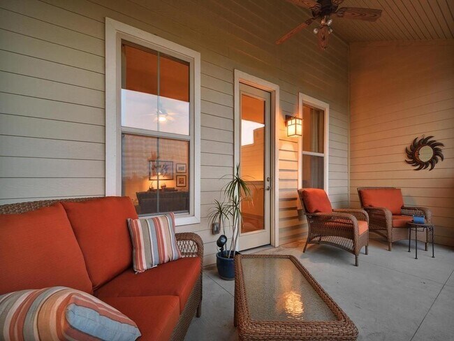 Building Photo - 2520 Bluebonnet Ln