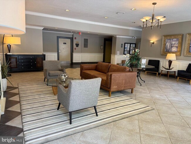 Building Photo - 10570 Main St