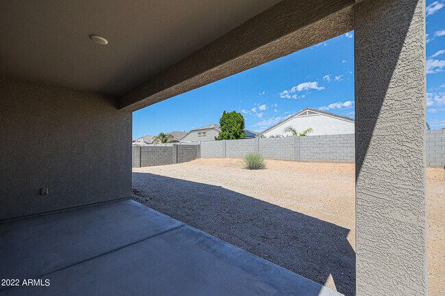 Building Photo - 30038 W Rockmount Ave