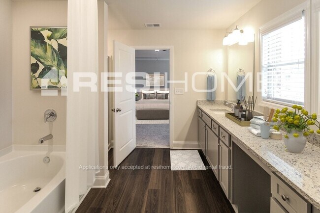 Building Photo - 521 Fiery Warbler St