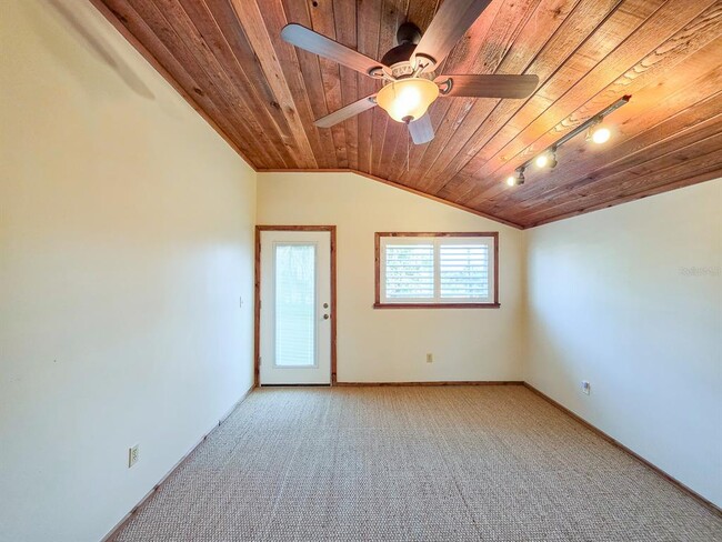 Building Photo - 1340 S Central Ave