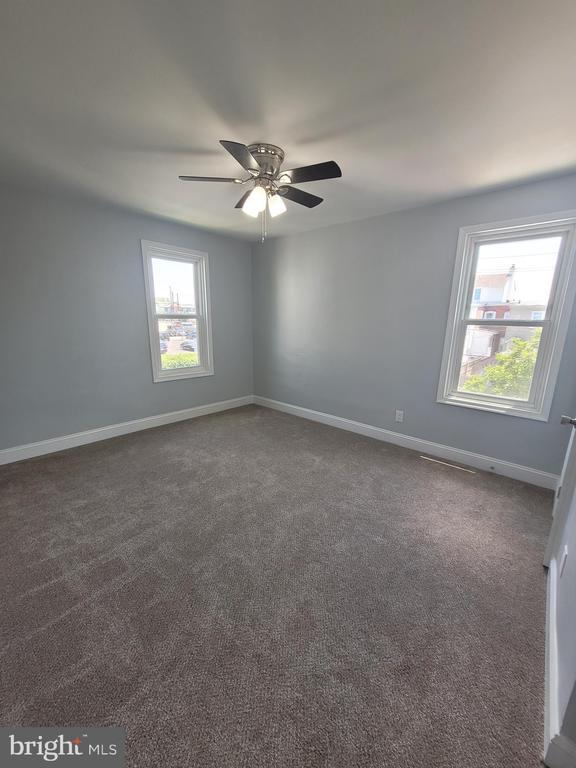 Building Photo - 45 Green St