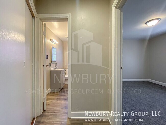 Building Photo - 317 San Juan Dr